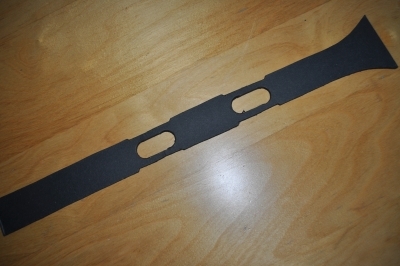 carton between the feet