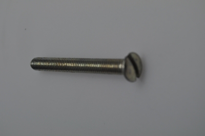 vis de fixation de la tubulure de silencieux sur carburateur