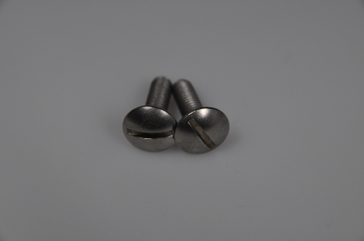 vis de fixation des joues d'ailes à calandre (l'unité)