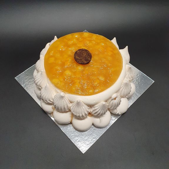 Pavlova Aux Fruits Exotiques