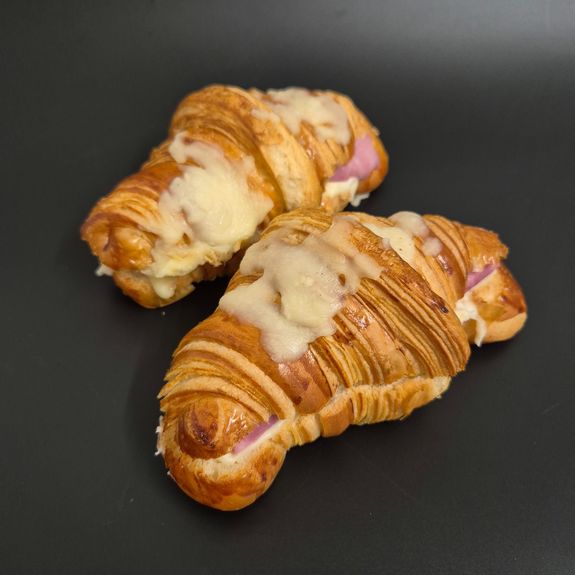 Croissant au jambon