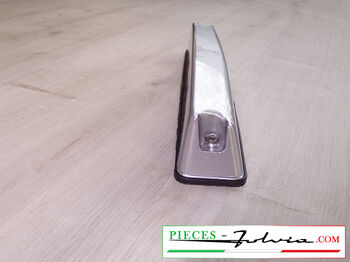 Feu complet pour éclairage de plaque AR Lancia Fulvia ZAGATO série 2 et 3