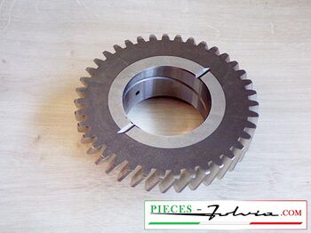 2nd speed gear on primary shaft  Lancia Fulvia 1300 series 2-3