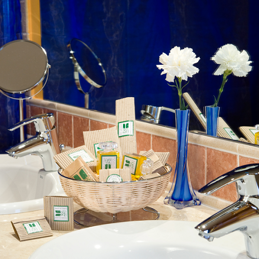 Peigne en PS en sachet individuel 13.3x2.7x0.3cm - Pack de 100 unités