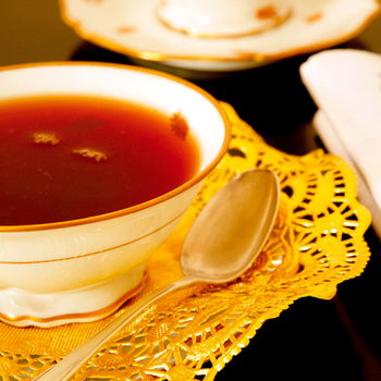 Dentelles rondes ingraissables or métallisées Ø 30.5 cm - pack de 100 unités