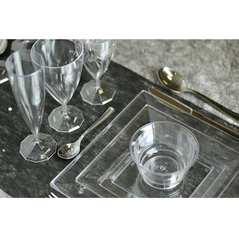 Assiette carrée injectée CRISTAL 18 x 18 cm réutilisable - Carton de 72 unités