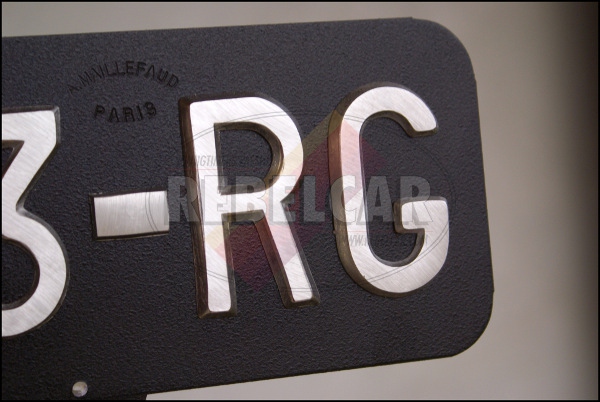 Plaque d'immatriculation bleue : pour qui et pour quoi Plaque d'immatriculation bleue : pour qui et pour quoi
