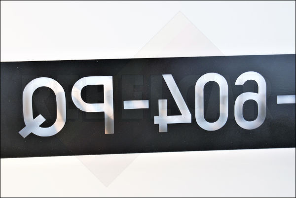 Éclairage Plaque D'immatriculation Pour Renault, Dacia, Opel, Nissan - Noir/gris - Référence 43-2201-N-89741 - 3