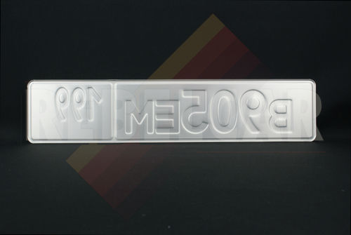 Plaque d'immatriculation de voiture ancienne : plaque en métal émaillé rouillé, décoration automobile URSS - France Plaque d'immatriculation de voiture ancienne : plaque en métal émaillé rouillé, décoration automobile URSS - France