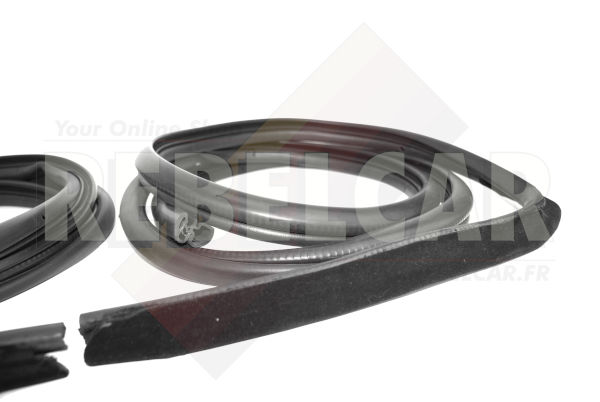 Paire De Joints D'étanchéité De Porte Avant Pour VW T5 / T5.1 Transporter - En Caoutchouc, Avec Clips (49.5cm)