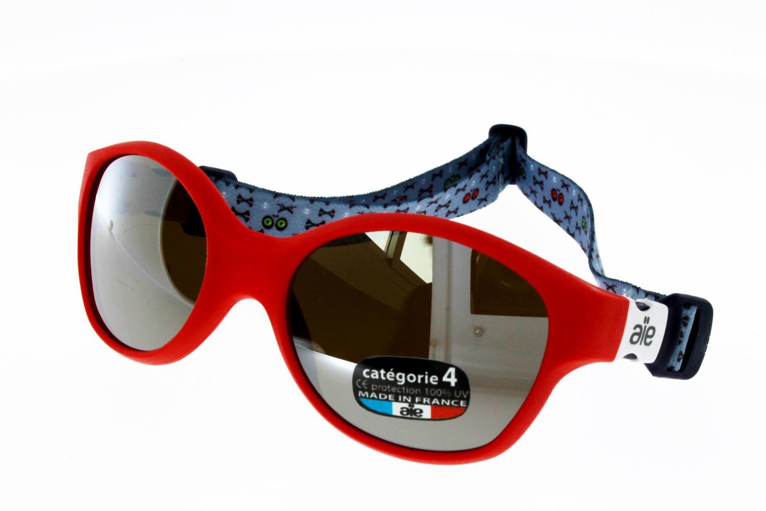 Premiere Lunettes De Soleil Pour Bebe Pour Nourrisson Bebe De 0 A 12 Mois Sunkids Fr Premiere Lunettes De Soleil Pour Bebe Pour Nourrisson Bebe De 0 A 12 Mois Sunkids Fr