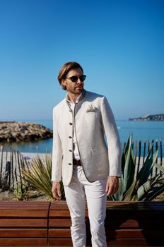 Brest natural linen austrian jacket