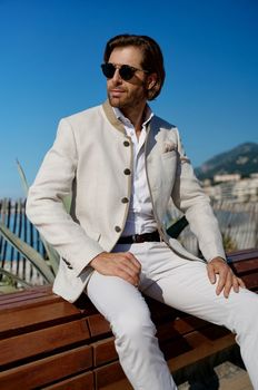 Brest natural linen austrian jacket