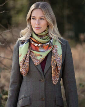 Carré large head of the game fern green