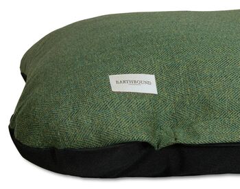 Tweed dog pine green cushion 2 size