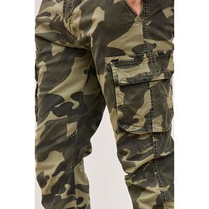 Pantalon cargo confectionné tissu en coton camouflage