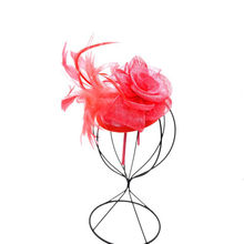 Serre-tête de cérémonie à fleur ornement de plumes coloris MIX