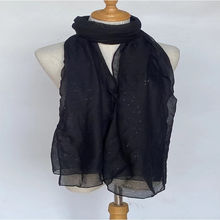 Écharpe fine faite en tissu de viscose à paillettes