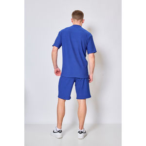 Ensemble sportswear : t-shirt à col rond + short élastiqué