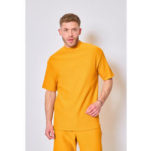 Ensemble sportswear : t-shirt à col rond + short élastiqué