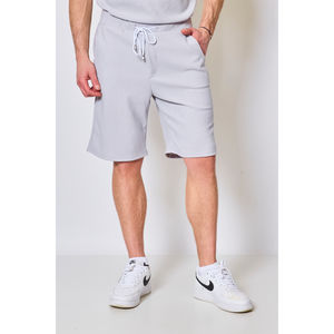 Ensemble sportswear : t-shirt à col rond + short élastiqué