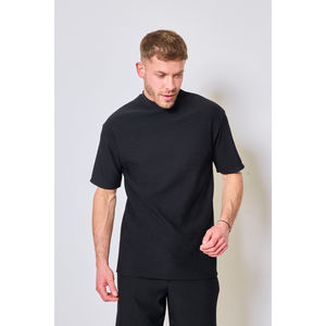 Ensemble sportswear : t-shirt à col rond + short élastiqué