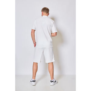 Ensemble sportswear : t-shirt à col rond + short élastiqué