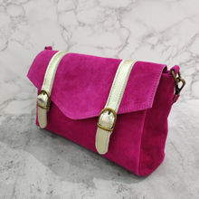 Besace croûte de cuir daim fermeture par rabat aimanté