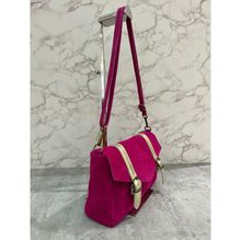 Besace croûte de cuir daim fermeture par rabat aimanté