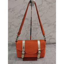 Besace croûte de cuir daim fermeture par rabat aimanté