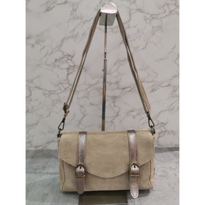 Besace croûte de cuir daim fermeture par rabat aimanté