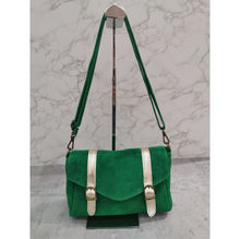 Besace croûte de cuir daim fermeture par rabat aimanté