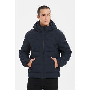 Doudoune zippée matelassée avec motifs différents