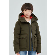 Parka enfant  mi-longue à la coupe droite avec capuche