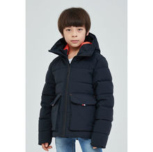 Parka enfant  mi-longue à la coupe droite avec capuche