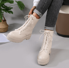 Bottine à grosse semelle avec lacets détail moutonné taille 36-41