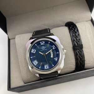 Coffret avec montre + bijou bracelet