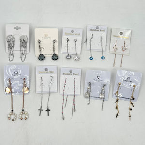 Boucles d’oreilles longues paré d'un beau motif au stylé