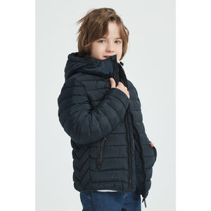 Doudoune matelassée coupe courte dotée d'une capuche bleu foncé