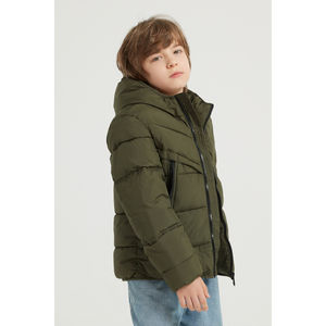 Doudoune bouffante avec capuche à 2 poches verticales très larges