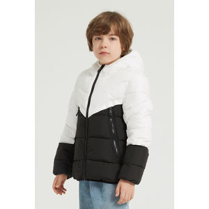 Doudoune bouffante avec capuche et matelassage en bandes