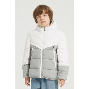 Doudoune bouffante avec capuche et matelassage en bandes