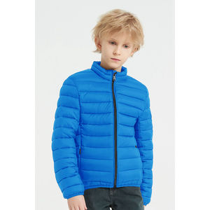 Doudoune enfant coupe courte tissu matelassé en fine bandes