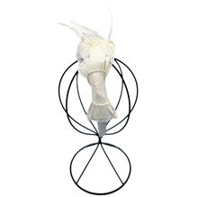 Bibi de cérémonie en 100% sisal monté sur un serre-tête