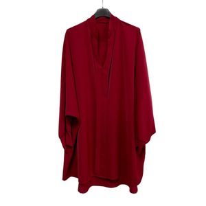 Chemise en polyester léger et fluide avec bouton sur la manche