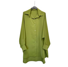 Chemise en tissu 100% polyester avec bouton sur la manche