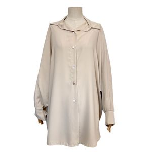 Chemise en tissu 100% polyester avec bouton sur la manche