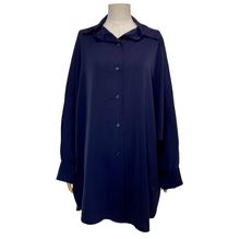 Chemise en tissu 100% polyester avec bouton sur la manche