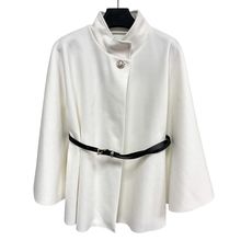 Poncho à col montant avec ceinture pour cintrer la taille
