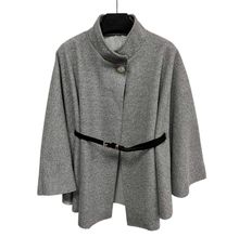 Poncho à col montant avec ceinture pour cintrer la taille